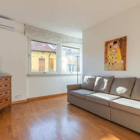 Joivy Apartments By The Lake Como Luaran gambar
