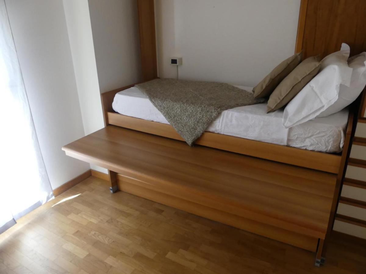 Joivy Apartments By The Lake Como Luaran gambar