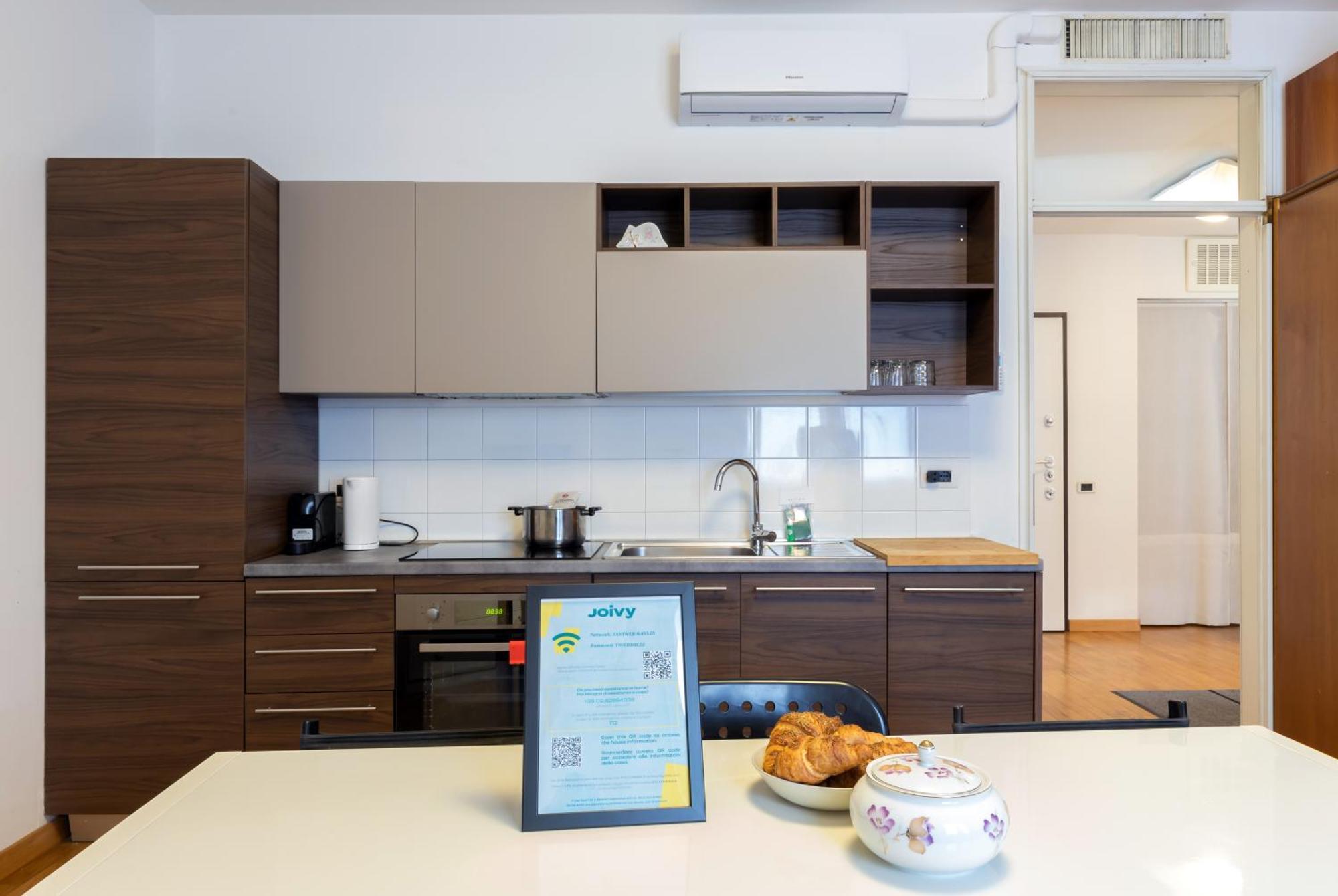 Joivy Apartments By The Lake Como Luaran gambar