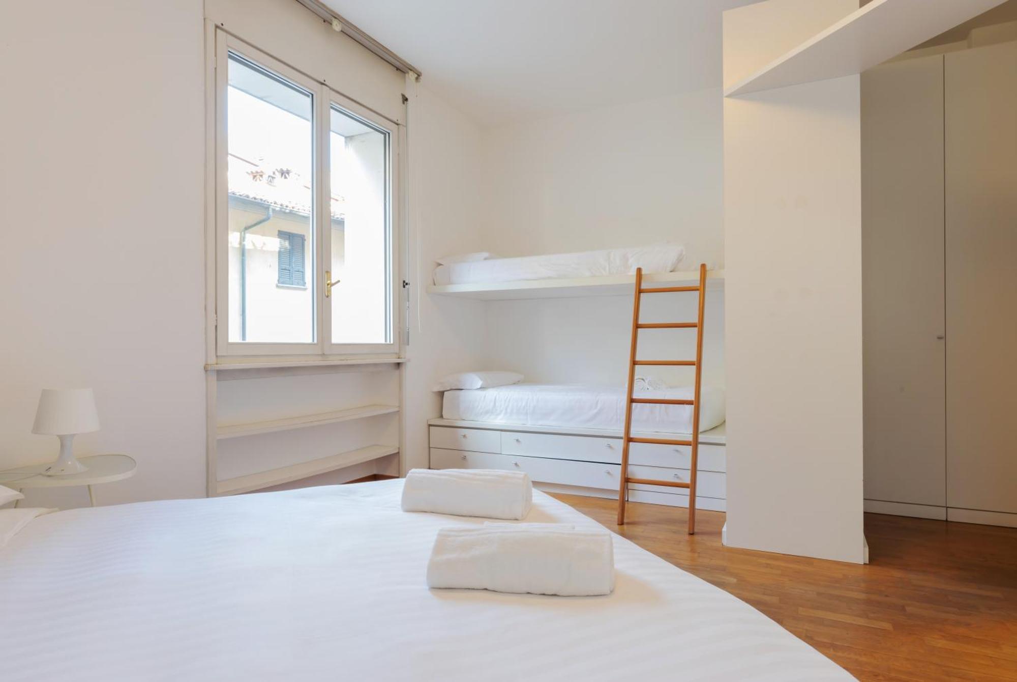 Joivy Apartments By The Lake Como Luaran gambar