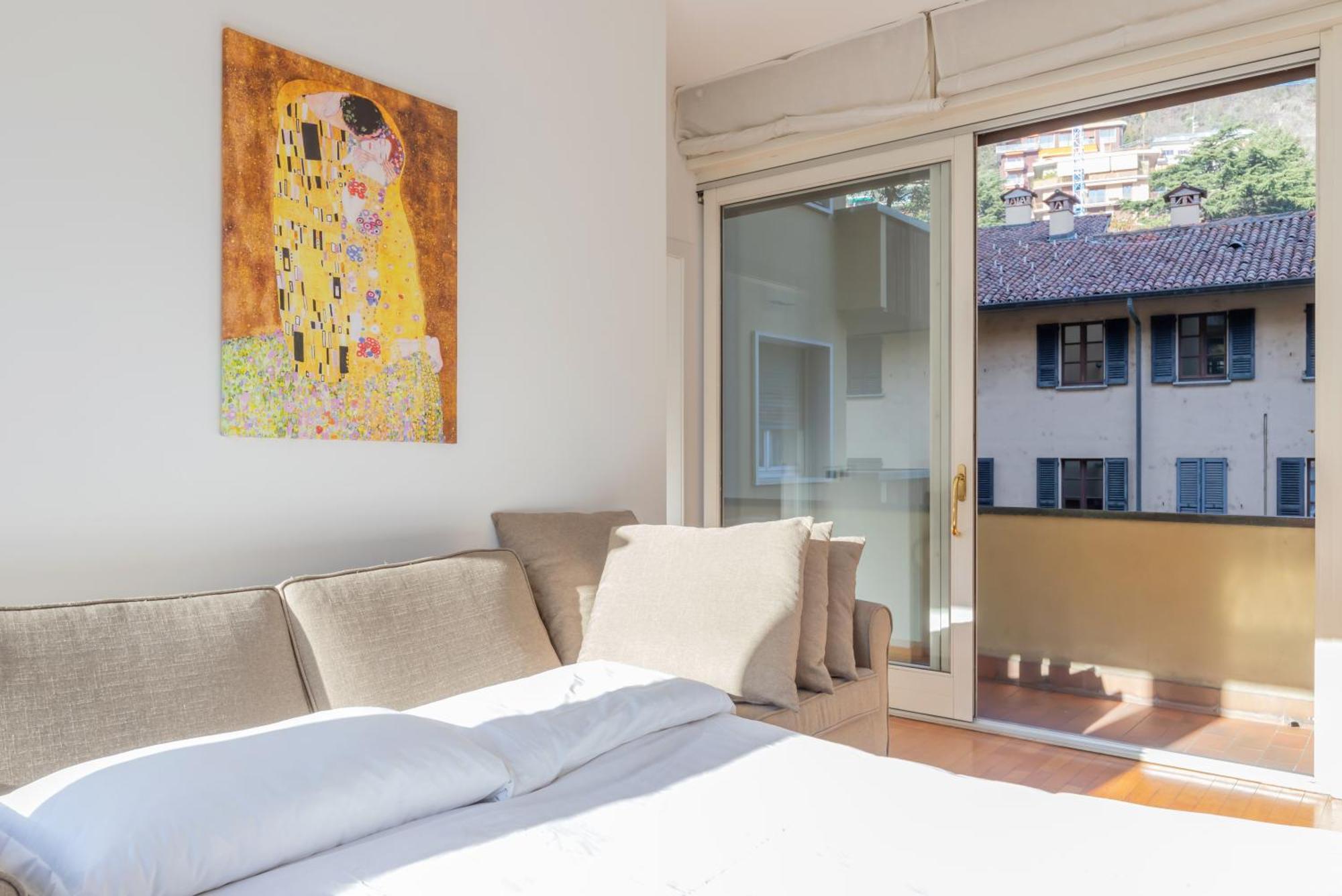 Joivy Apartments By The Lake Como Luaran gambar